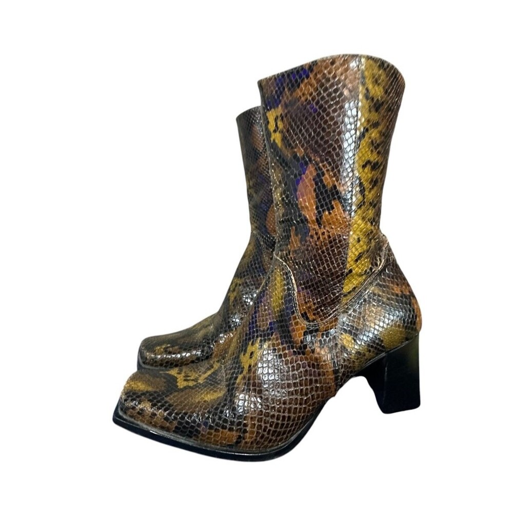 Donna Carolina Y2K Side Zip Chunky Block Heel Snake Skin Embossed 38 US 7.5 Boho